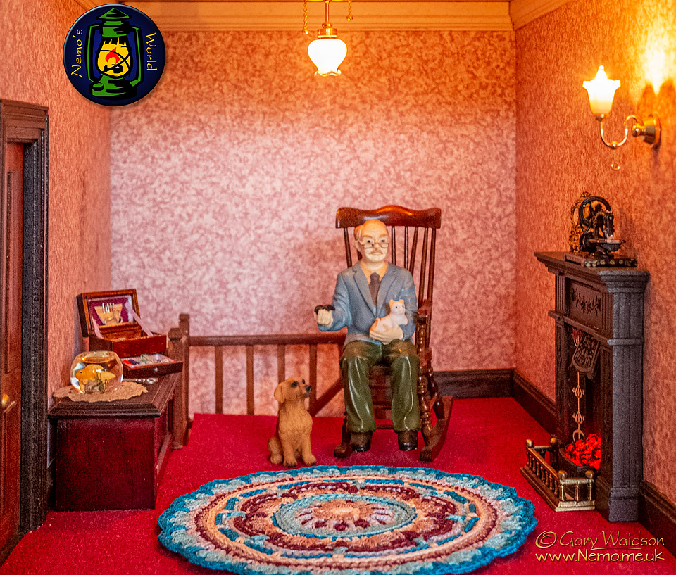 The Sitting Room - The Doll's House that Bob Newell built - © Gary Waidson - All Rights Reserved